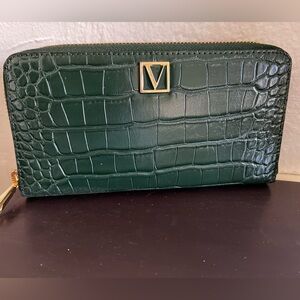 Victoria's Secret Dark Green Croc-Embossed Zip Wallet with Gold Accent